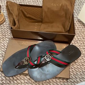 Gucci authentic slides size 8